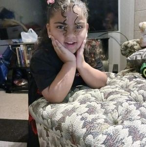 Meet your Posher, Asenati